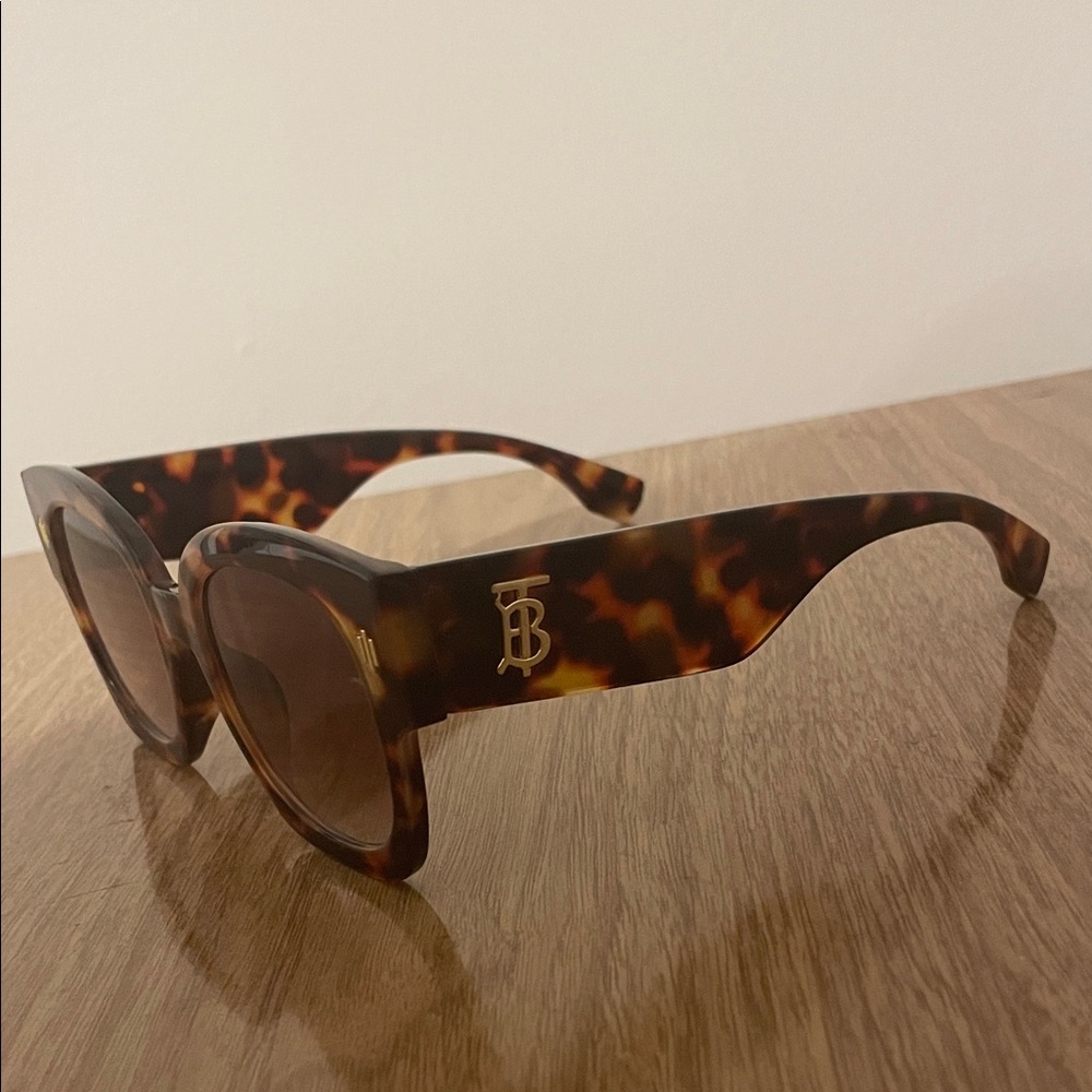 Burberry Tortoise Shell Sunglasses - Picture 2 of 4
